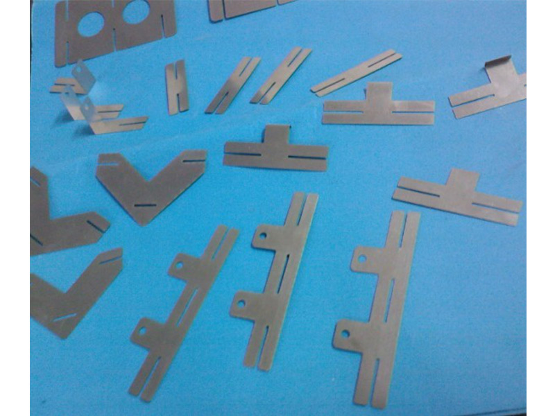 異形電池連接片