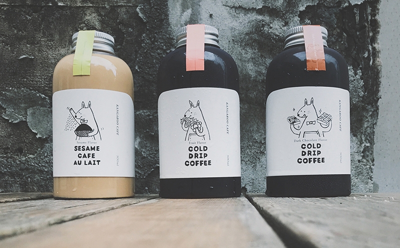 咖啡包裝設(shè)計(jì)，黑巧克力、水果風(fēng)味、芝麻歐蕾三種不同的系列包裝瓶設(shè)計(jì)