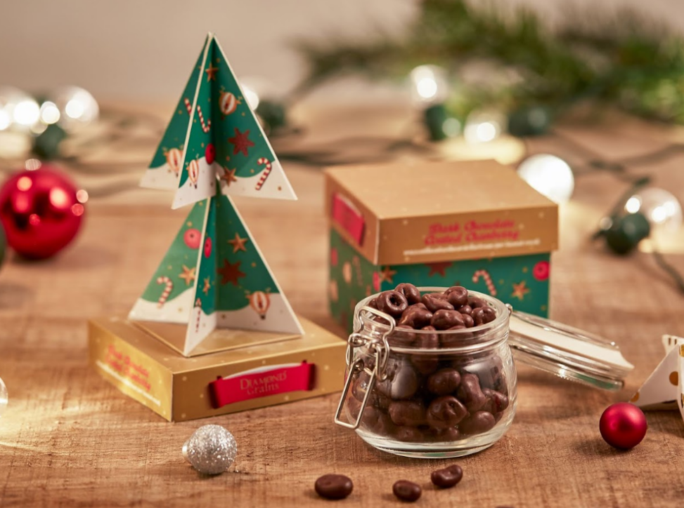 巧克力盒化身圣誕樹！包裝結構創意為顧客帶來的驚喜體驗