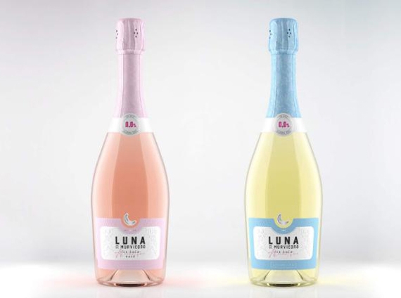 葡萄酒包裝設(shè)計(jì),使用了清新溫和的顏色，使包裝整體呈現(xiàn)出溫柔時(shí)尚的品質(zhì)