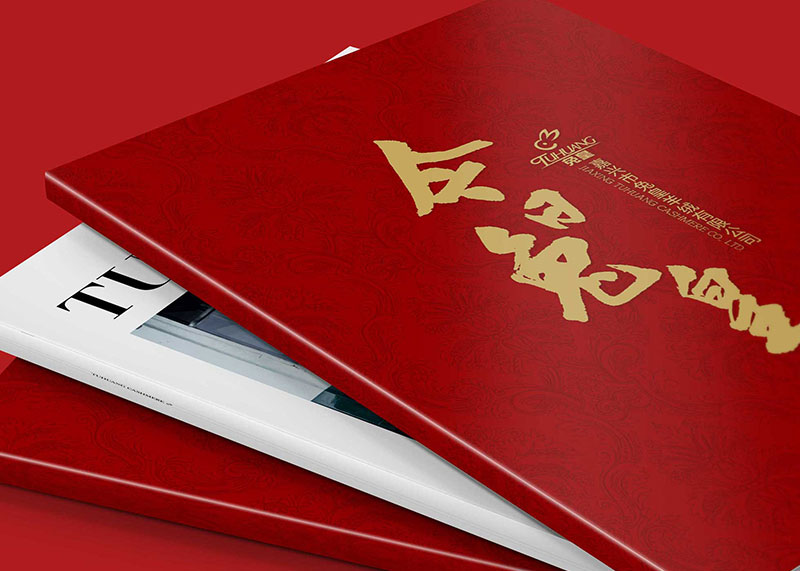 服裝畫冊設(shè)計怎么吸引消費者