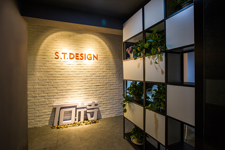 令人深思的創(chuàng)意廣告海報(bào)設(shè)計(jì)案例