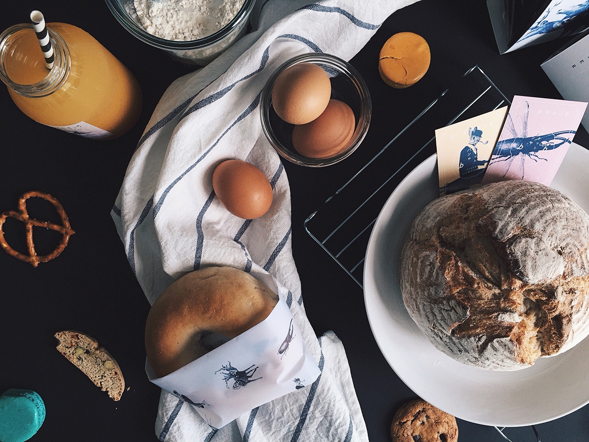 概念化早餐，面包與餅干食品飲料包裝設計