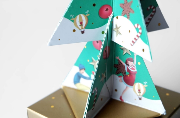 巧克力盒化身圣誕樹！包裝結構創意為顧客帶來的驚喜體驗