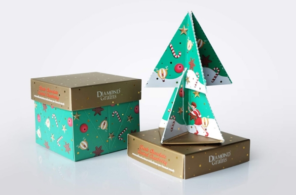巧克力盒化身圣誕樹！包裝結構創意為顧客帶來的驚喜體驗