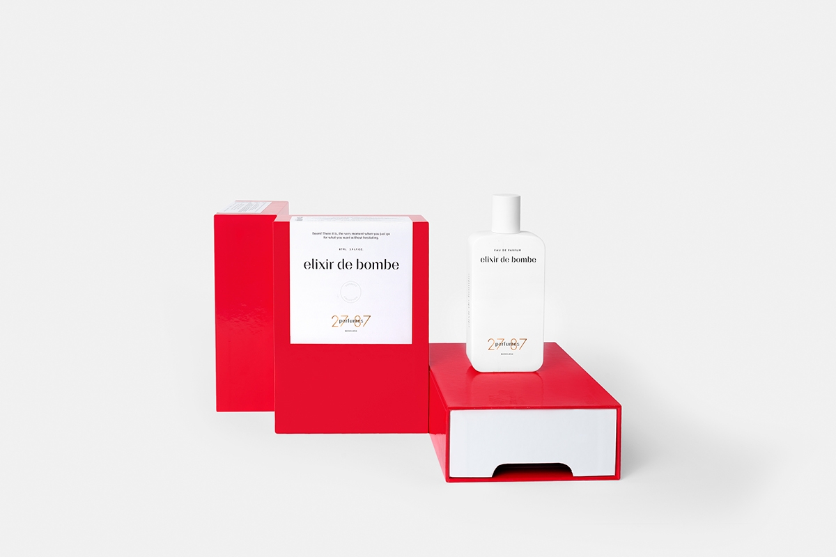 現代化高端香水瓶型與包裝盒設計